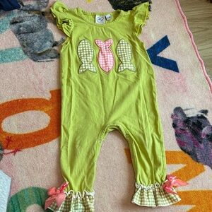 Marie Nicole Fish outfit.